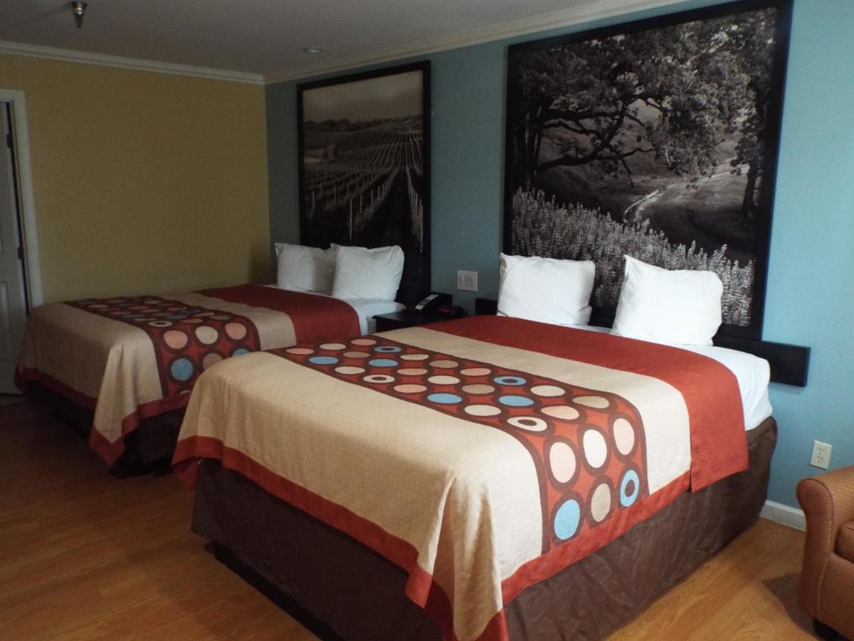 Inn At King City Esterno foto