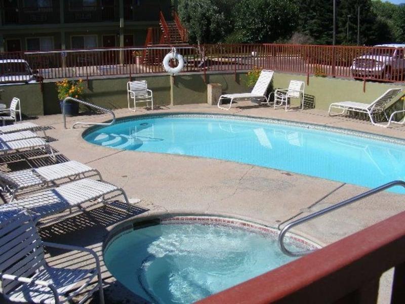 Inn At King City Esterno foto